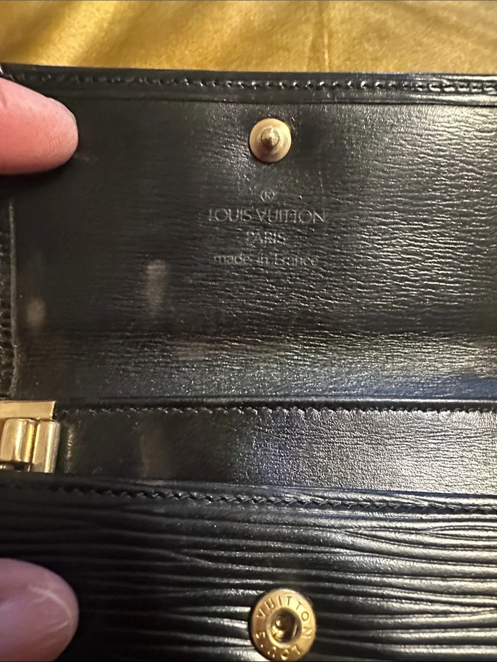 Louis Vuitton Black Epi Leather Key Cles
